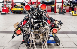  Ferrari F430 Scuderia Complete Engine for Display
