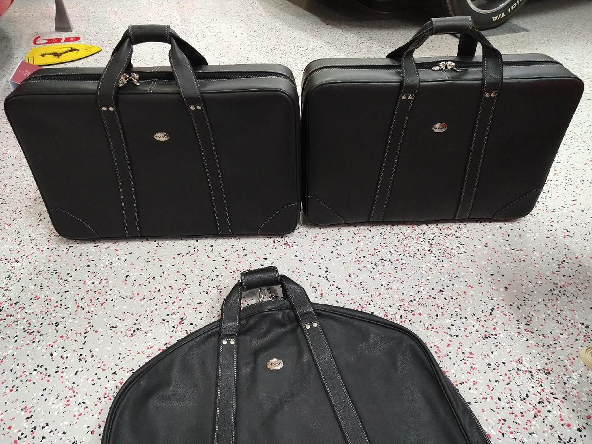 No Reserve Schedoni 3-piece Luggage Set