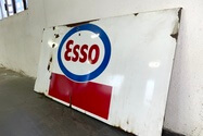 DT: Enamel Esso Sign