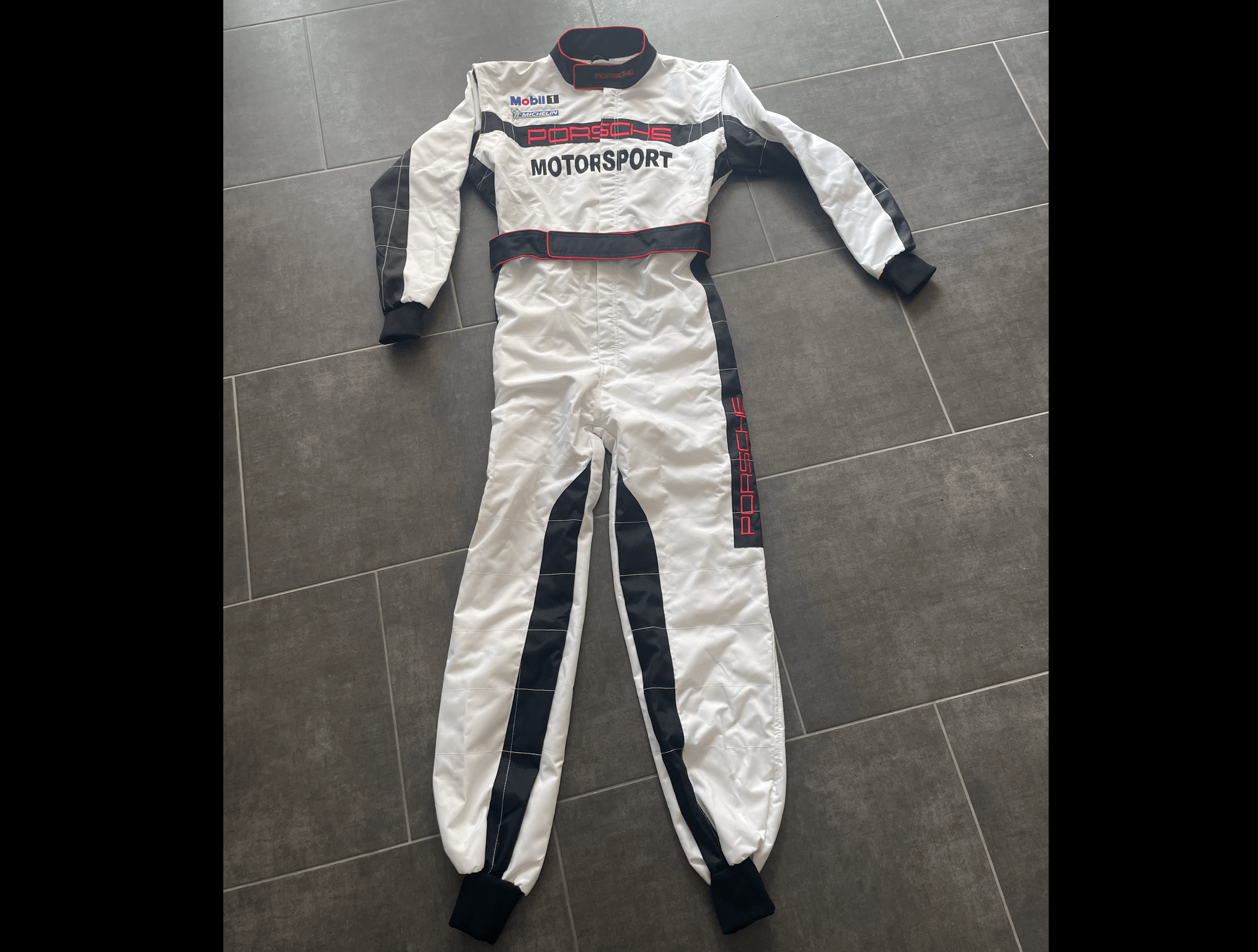 DT: Porsche Motorsport Racing Suit