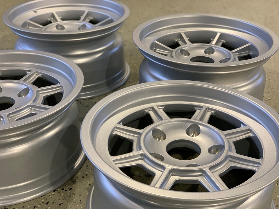 15" Staggered PAG Group4 Wheels (Silver) PCARMARKET