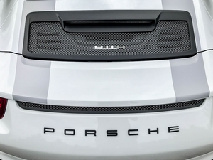 17-Mile 2016 Porsche 911R