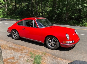 1976 Porsche 911S Backdate
