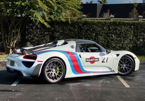 878-Mile 2015 Porsche 918 Spyder Weissach  w/ Martini Race Livery