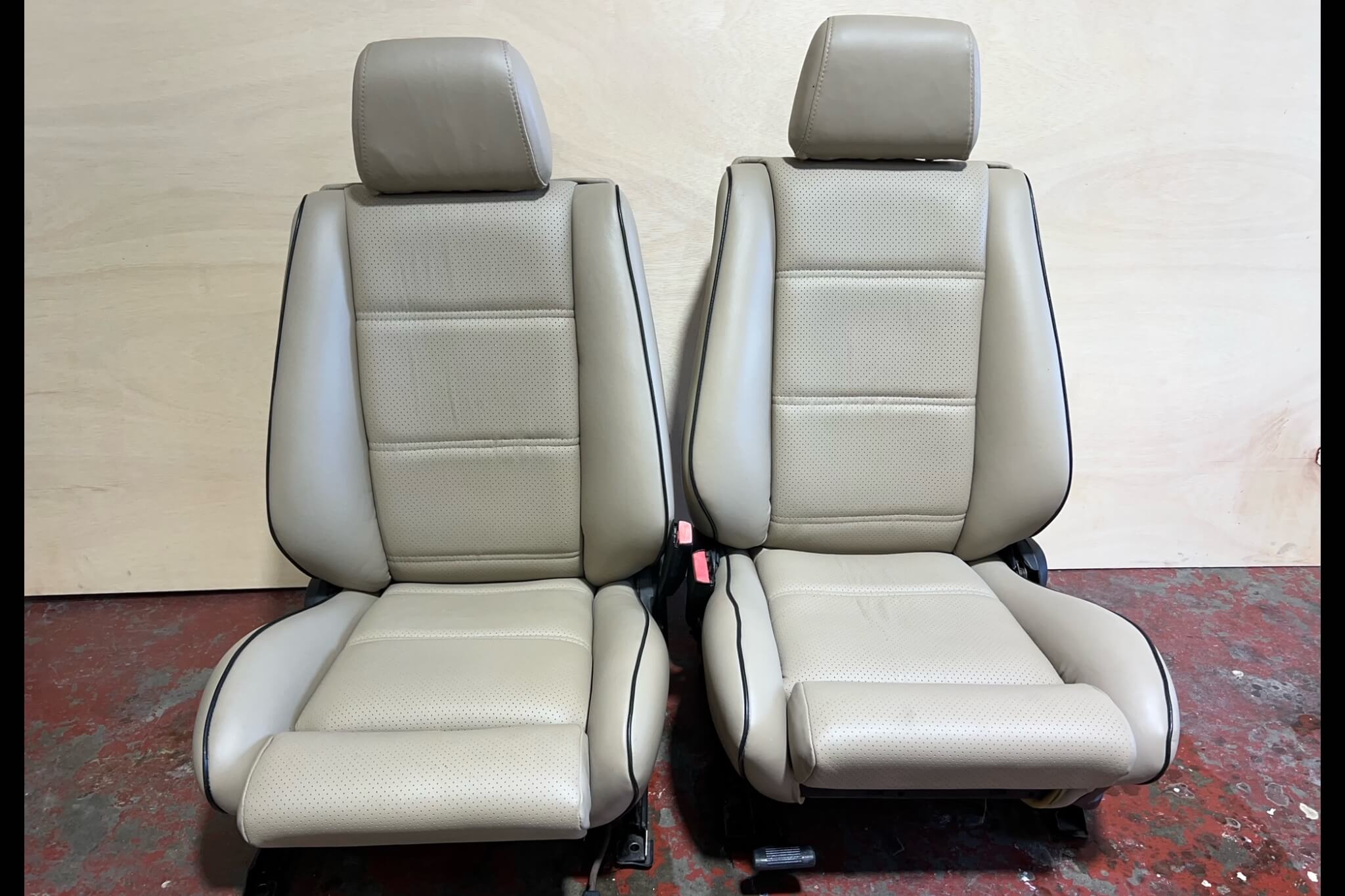 Reupholstered E30 BMW M3 Front Seats