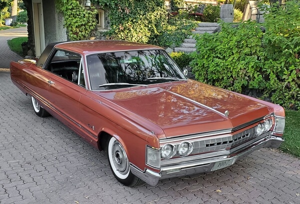 DT: 1967 Chrysler Imperial Crown Coupe | PCARMARKET
