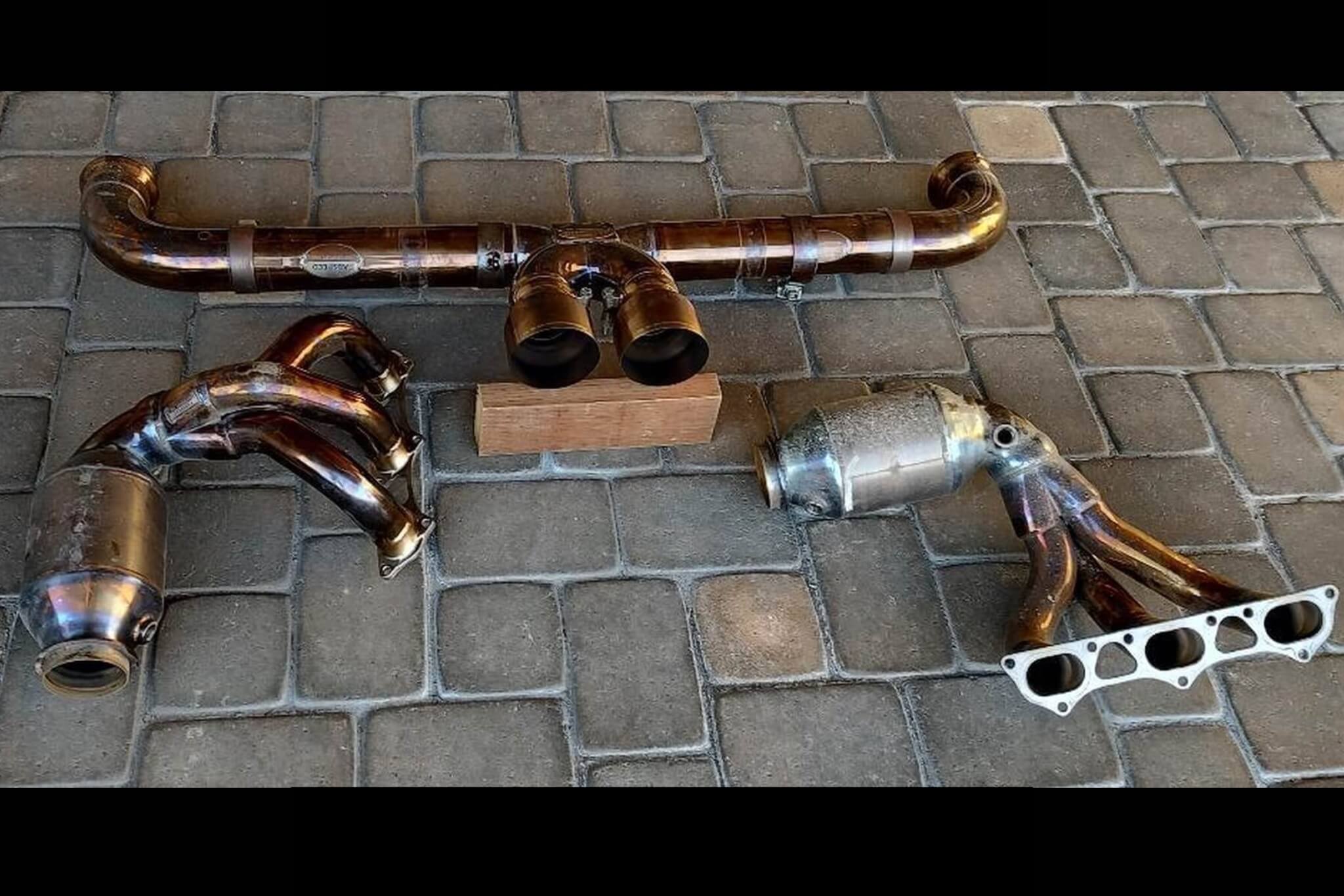 Fabspeed Porsche 991.2 GT3 / GT3 RS Sport Headers with High-flow Cats and Competition Race X-Pipe