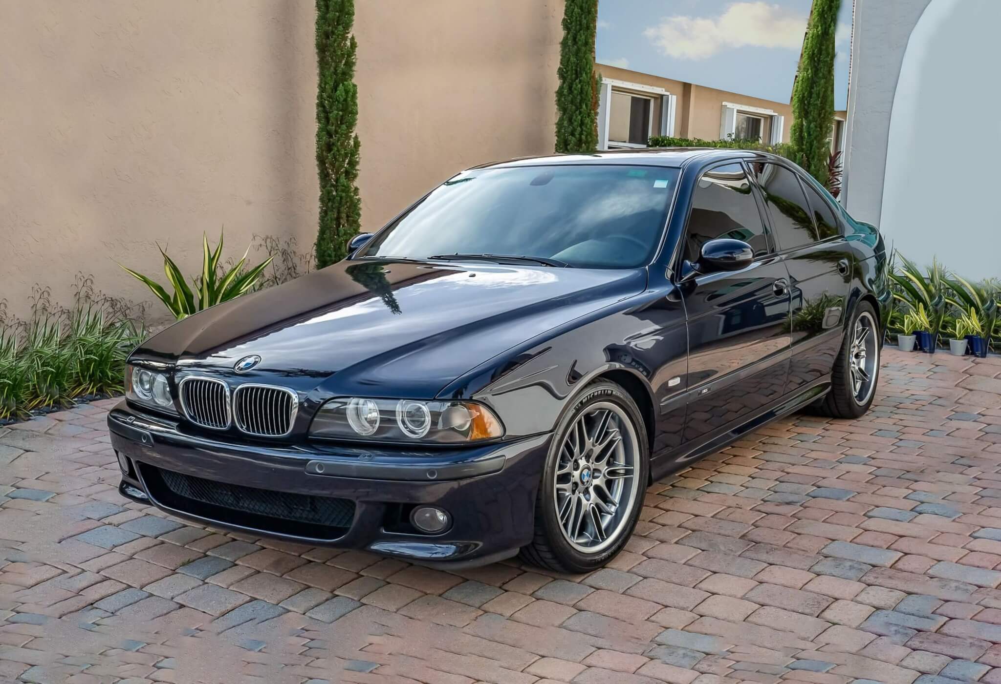 BMW M5 2002