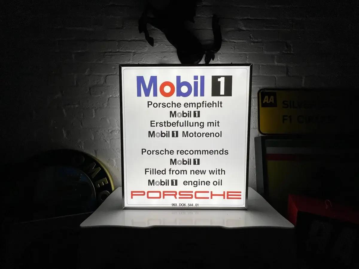 DT: Mobil 1 Porsche Illuminated Sign
