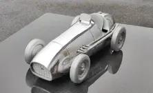 Ferrari 500F Aluminum 1:8 Model by Modenese Craftsman
