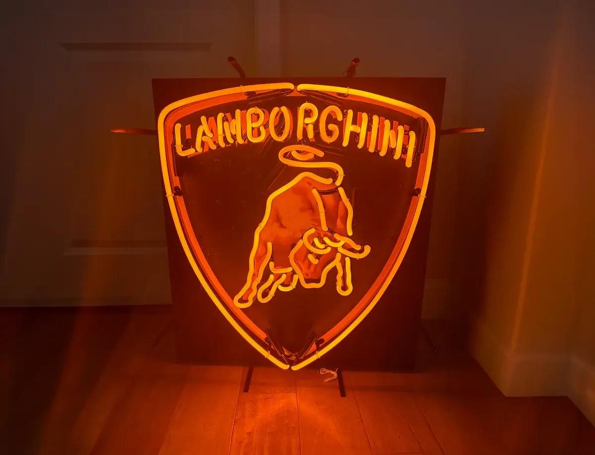  Neon-Style LED Lamborghini Sign