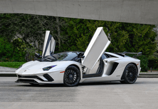 DT: 10k-Mile 2019 Lamborghini Aventador S Roadster LP740-4