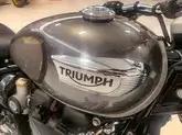 DT: 2022 Triumph Bonneville Speedmaster Gold Line