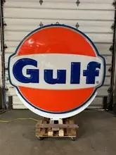 DT: Large Illuminated Gulf Gas Station Pole Sign