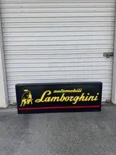 DT: Illuminated Automobili Lamborghini Sign