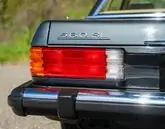 DT: 1988 Mercedes-Benz 560SL
