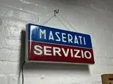 DT: Illuminated Maserati Servizio Sign