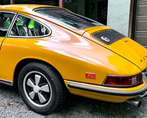 1968 Porsche 911L Bahama Yellow