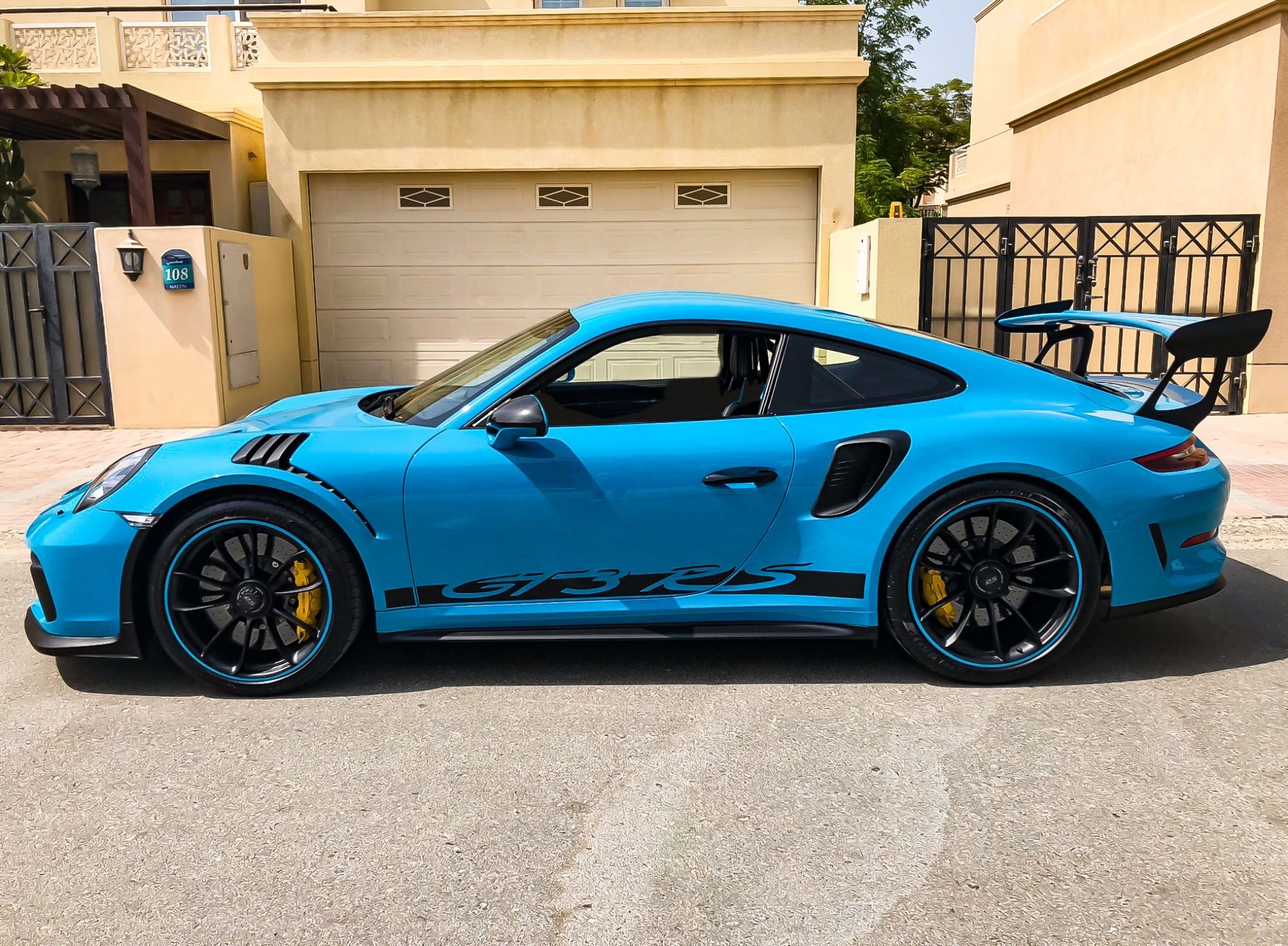 784Mile 2019 Porsche 991.2 GT3 RS Miami Blue PCARMARKET