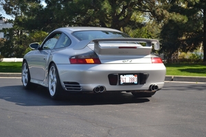 8K-Mile 2003 Porsche 911 GT2