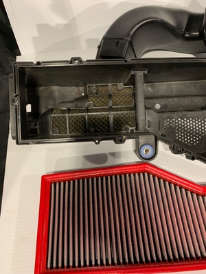 996 C2/C4 Air Filter And Housing