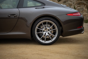 2015 Porsche 911 Carrera 7-Speed Manual