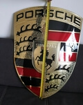 DT: Porsche Crest (24" x 16")