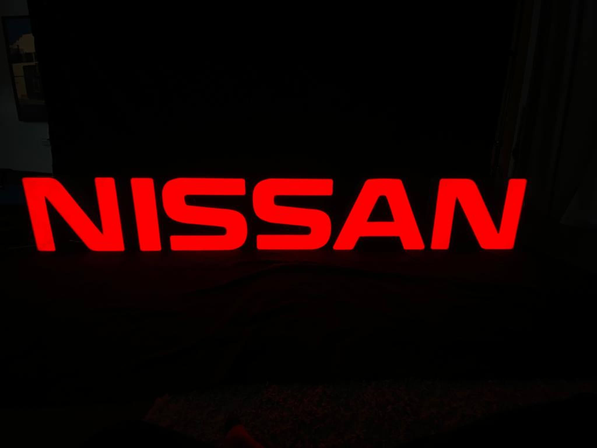 DT: Authentic Illuminated Nissan Dealership Letters