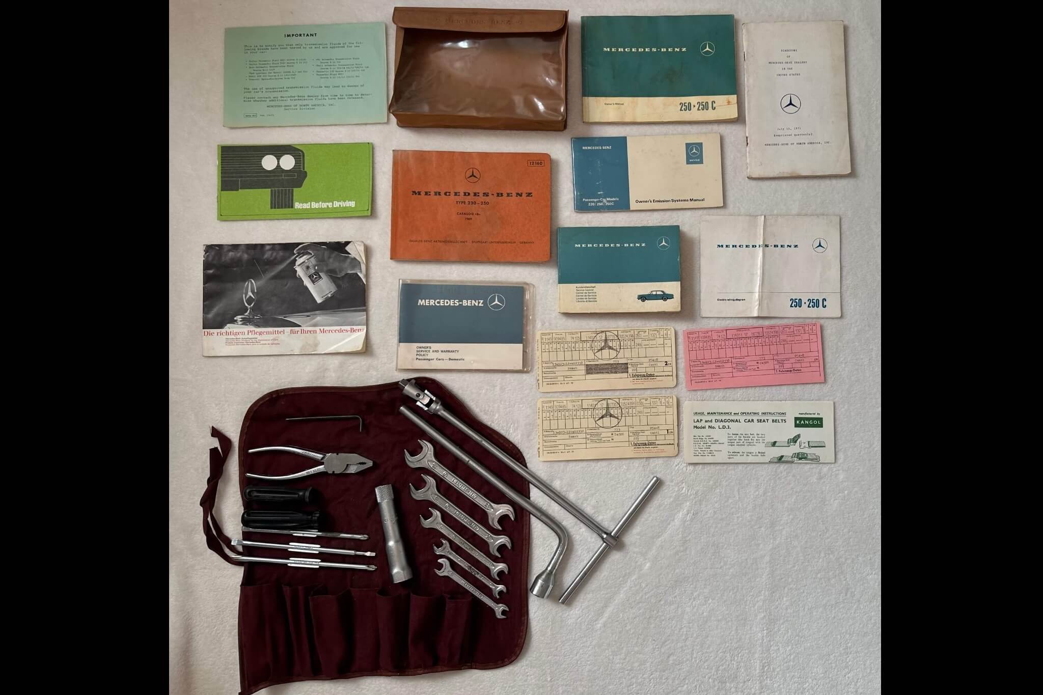 No Reserve Mercedes 250 (W114/115) Owners Literature and Toolkit