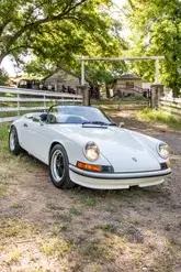 DT: 1973 Porsche 911 "Speedster" Custom