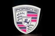 DT: Illuminated Porsche Sign