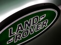 Illuminated Land Rover Sign