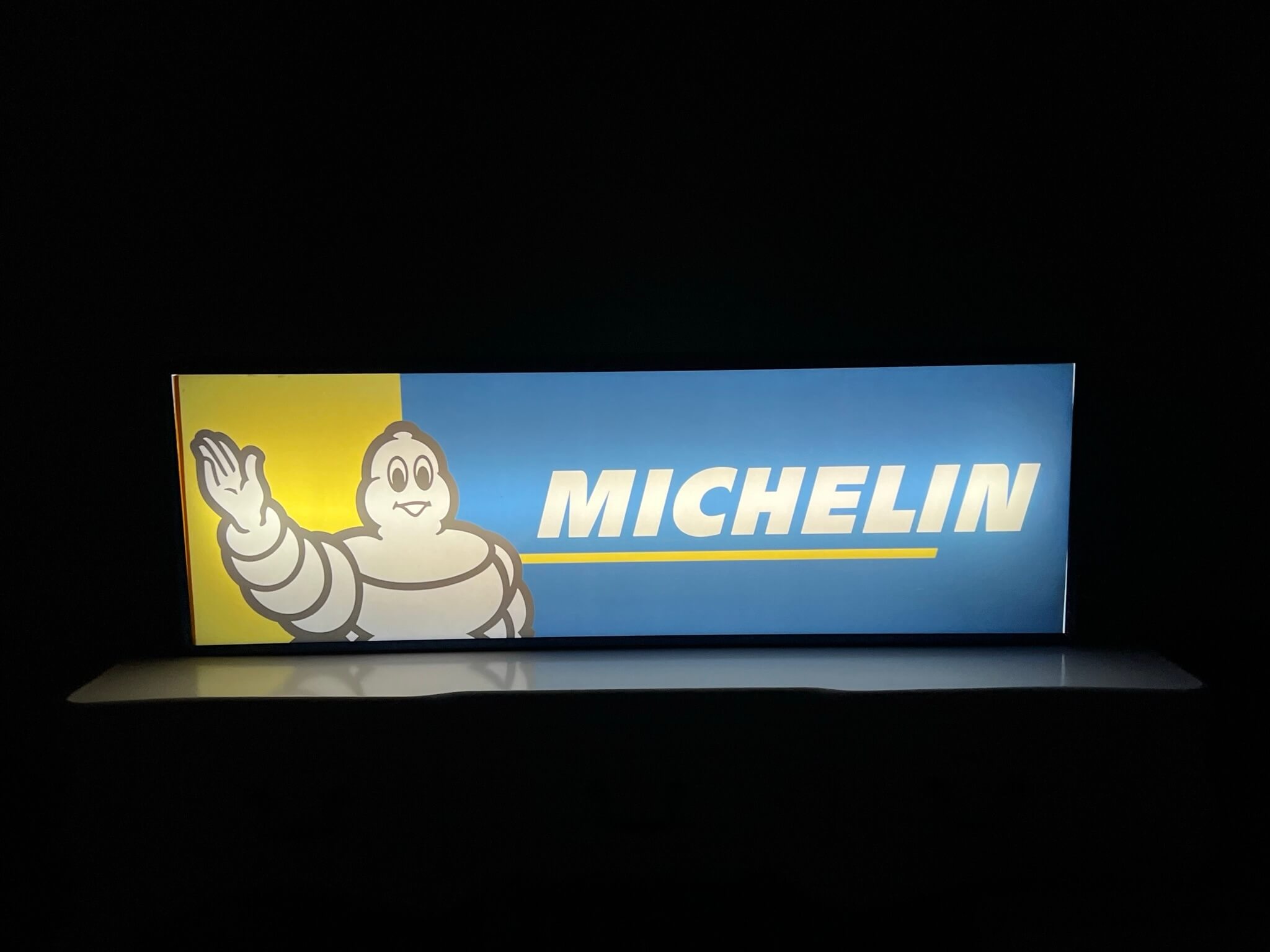 DT: Illuminated Michelin Tire Sign
