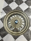 BMW Style 5 Wheel Table