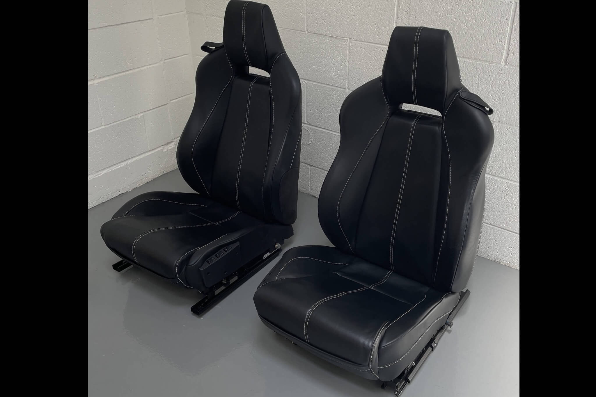 DT: Aston Martin Recaro Seats